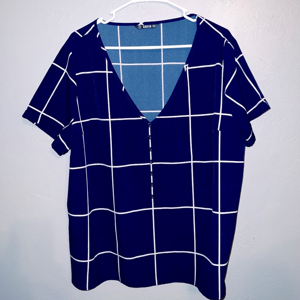 Plus size grid print blouse